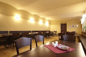 Restaurant - Hotelové pokoje Kolčavka (Prague)