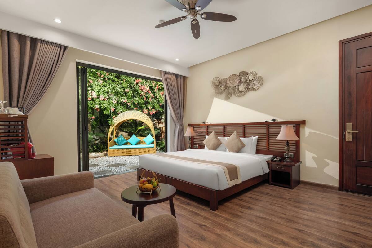 Family 2 Bedrooms Private Garden | Pillowtop beds, minibar (some free items), in-room safe, desk