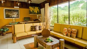 Sala de estar en el lobby
