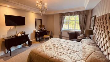 Double Room | Minibar, in-room safe, free WiFi