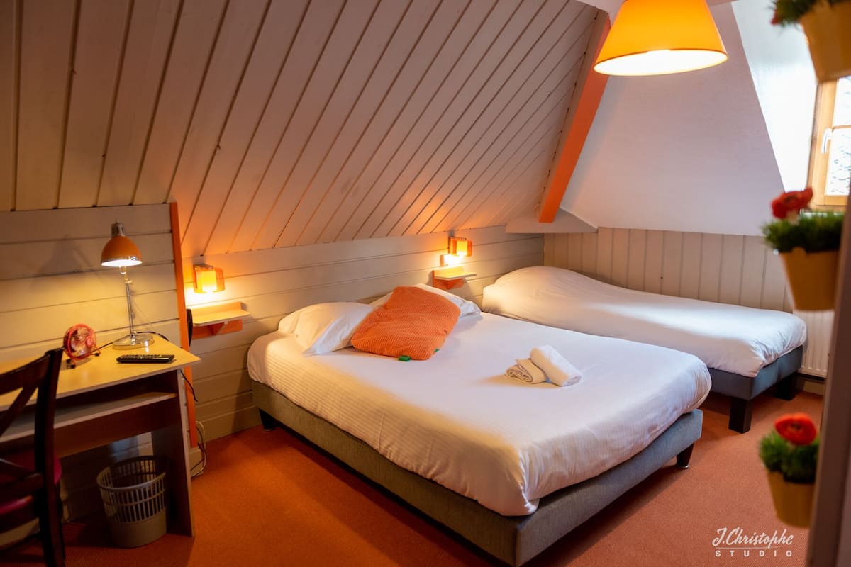 family room | individually decorated, individually furnished, desk, soundproofing