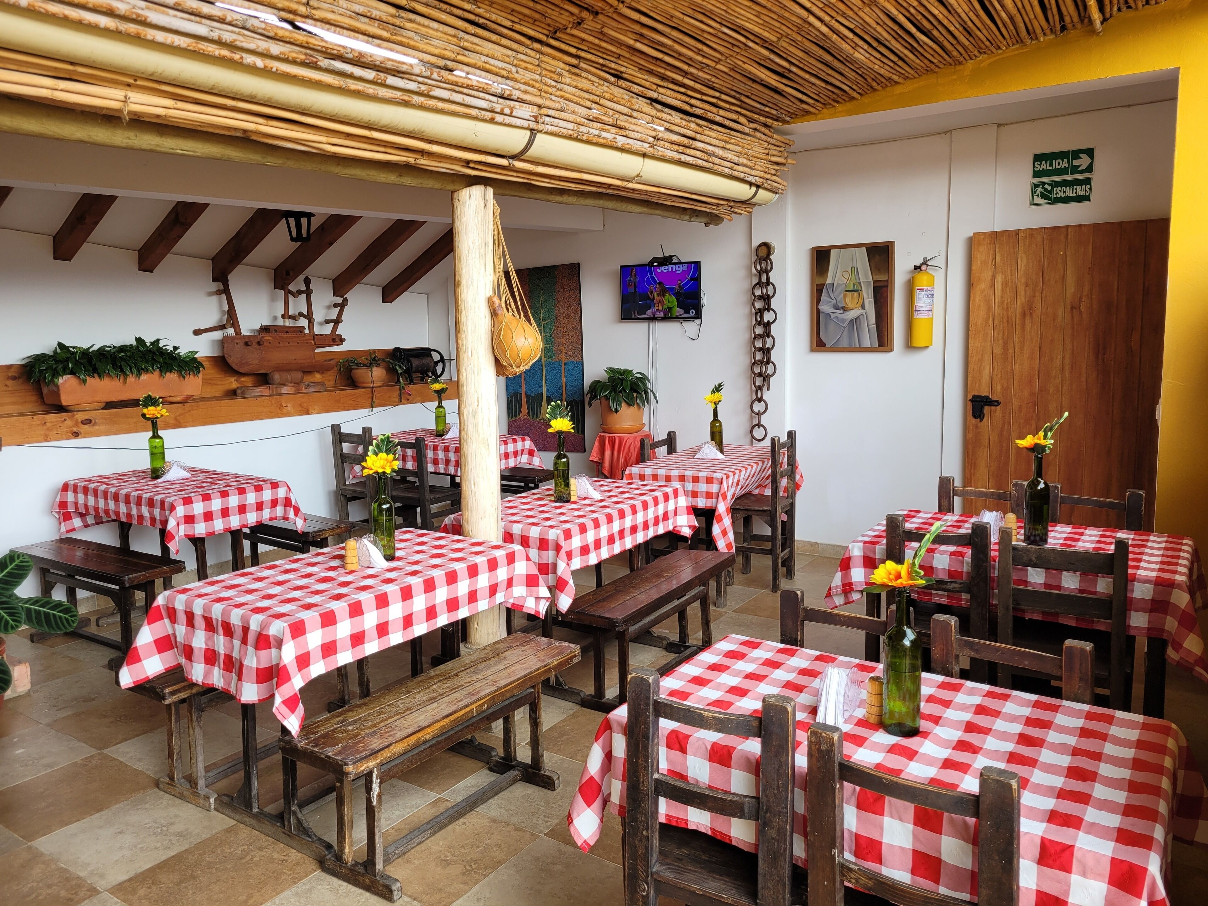 free daily full breakfast