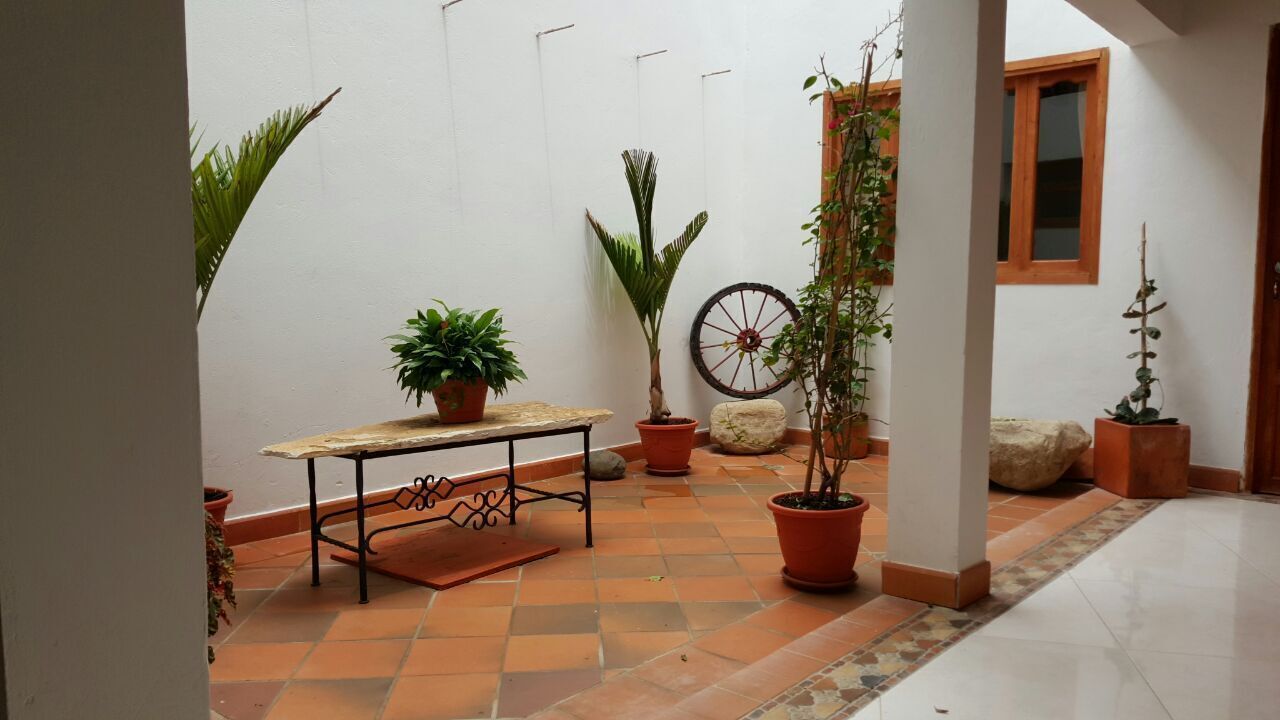 32-inch lcd tv with satellite channels, tv