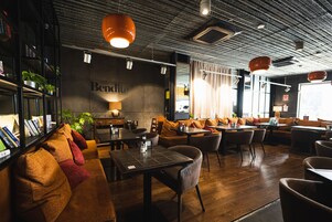 Petit déjeuner complet servi tous les jours en supplément