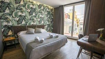 Chambre Double Supérieure, balcon, vue ville | 1 chambre, literie de qualité supérieure