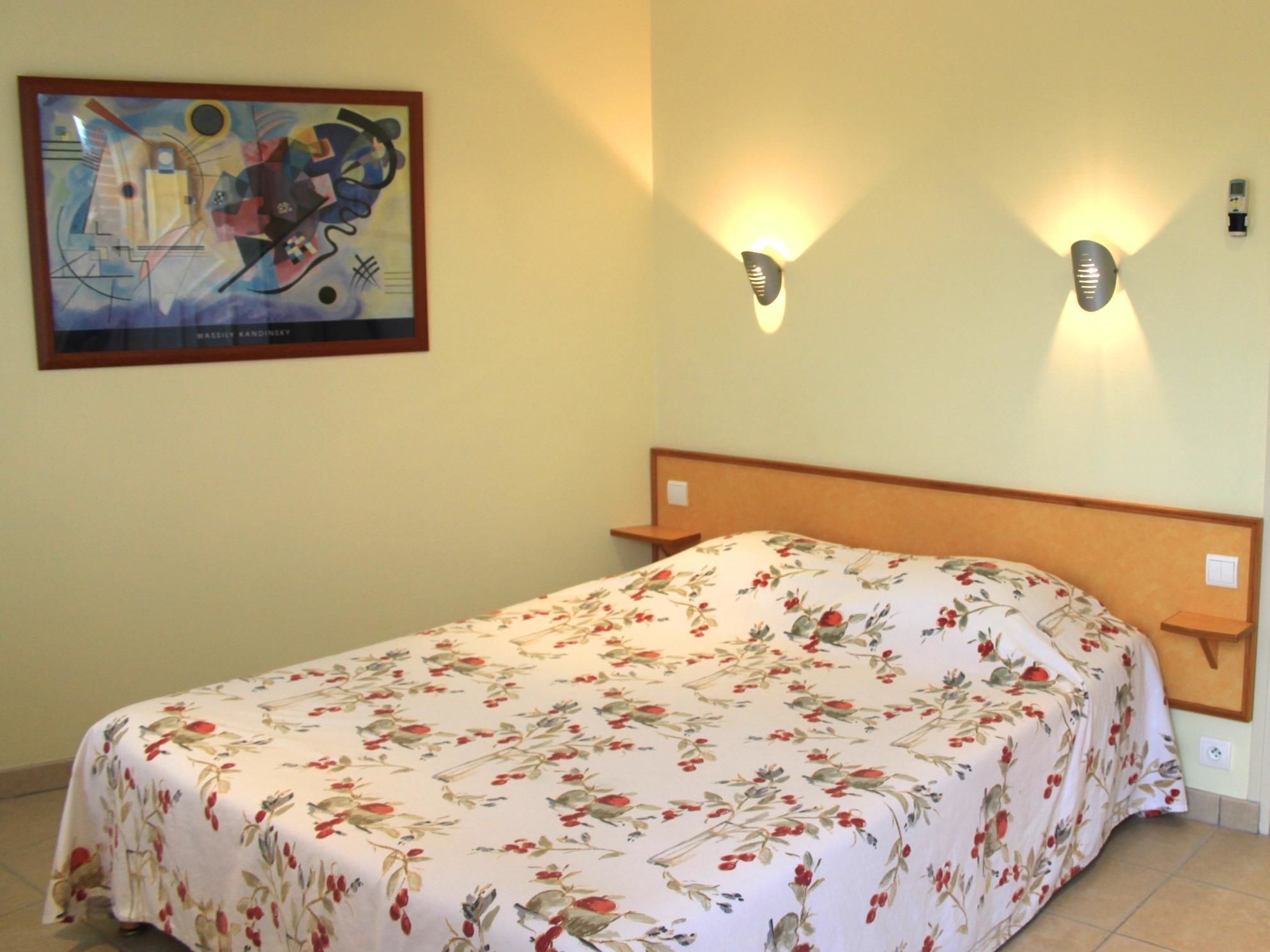 standard single room | desk, free wifi