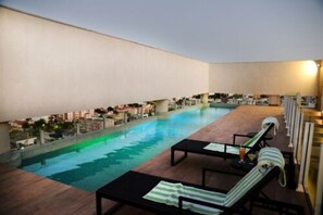 Outdoor pool, sun loungers