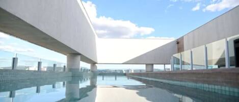 야외 수영장, 일광욕 의자