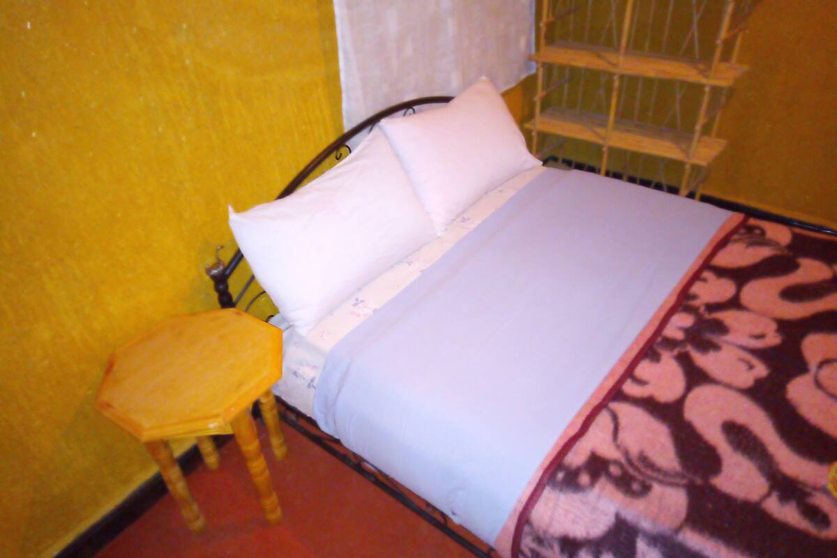 Standard-Doppel- oder -Zweibettzimmer