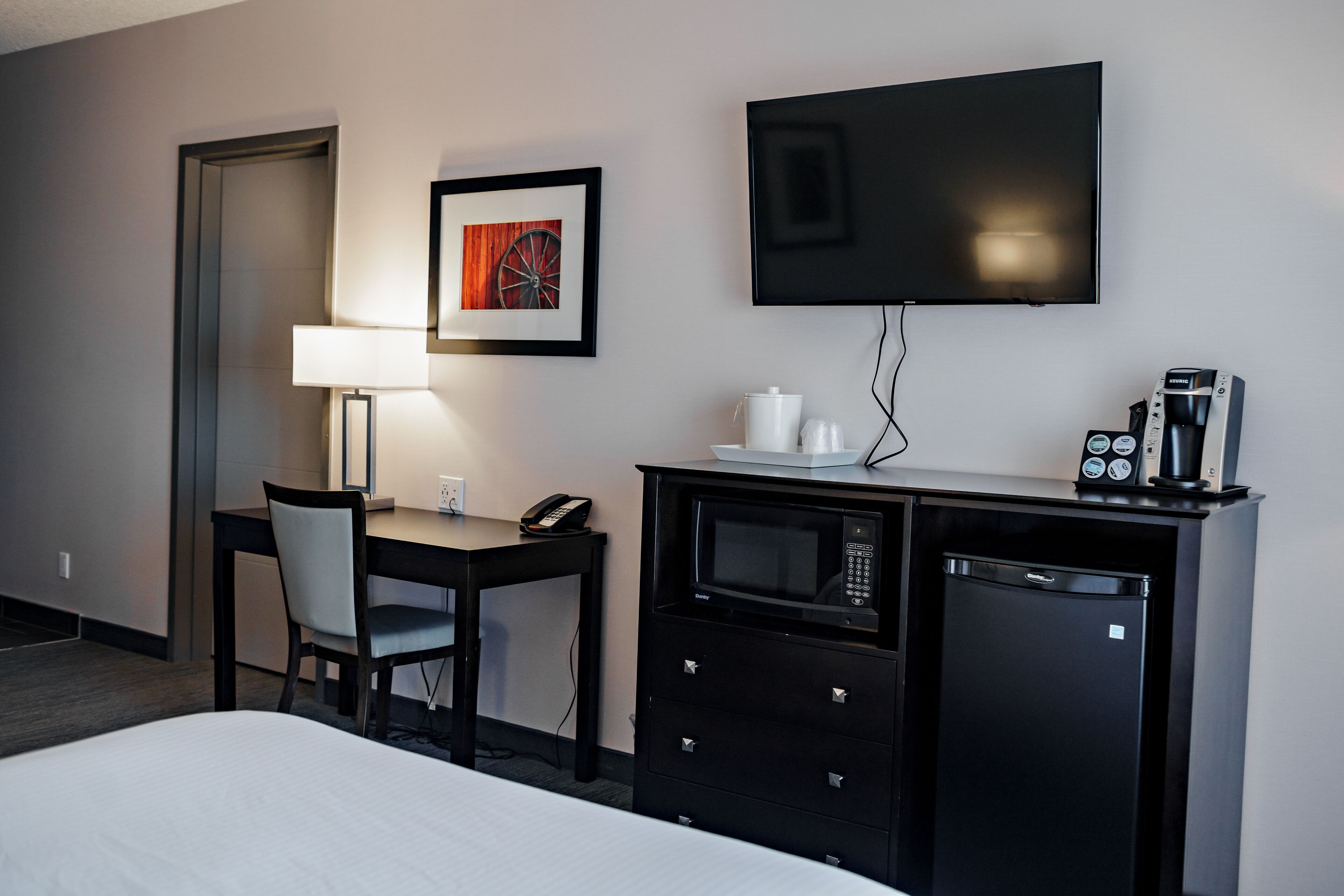 premium bedding, desk, laptop workspace, soundproofing