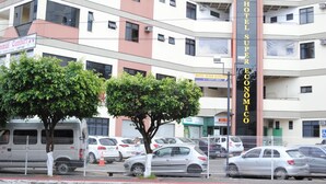 Imagen sin descripción, 2 de 53, botón
