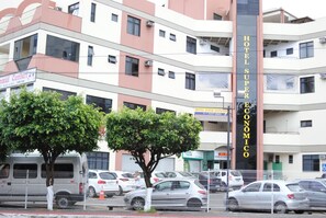 Front of property - Hotel Super Economico (Serra)