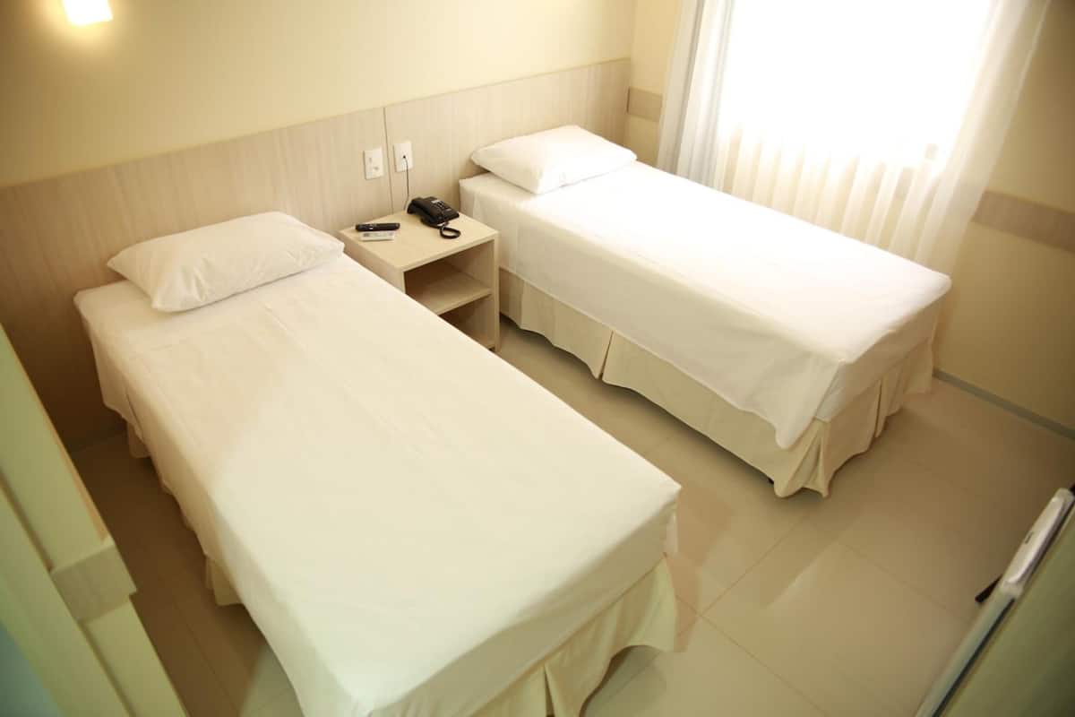hypo-allergenic bedding, minibar, desk, laptop workspace
