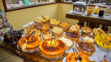 Desayuno buffet incluido todos los días