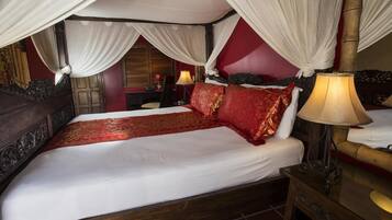 Premium bedding, in-room safe, desk, iron/ironing board