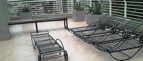 Sun deck