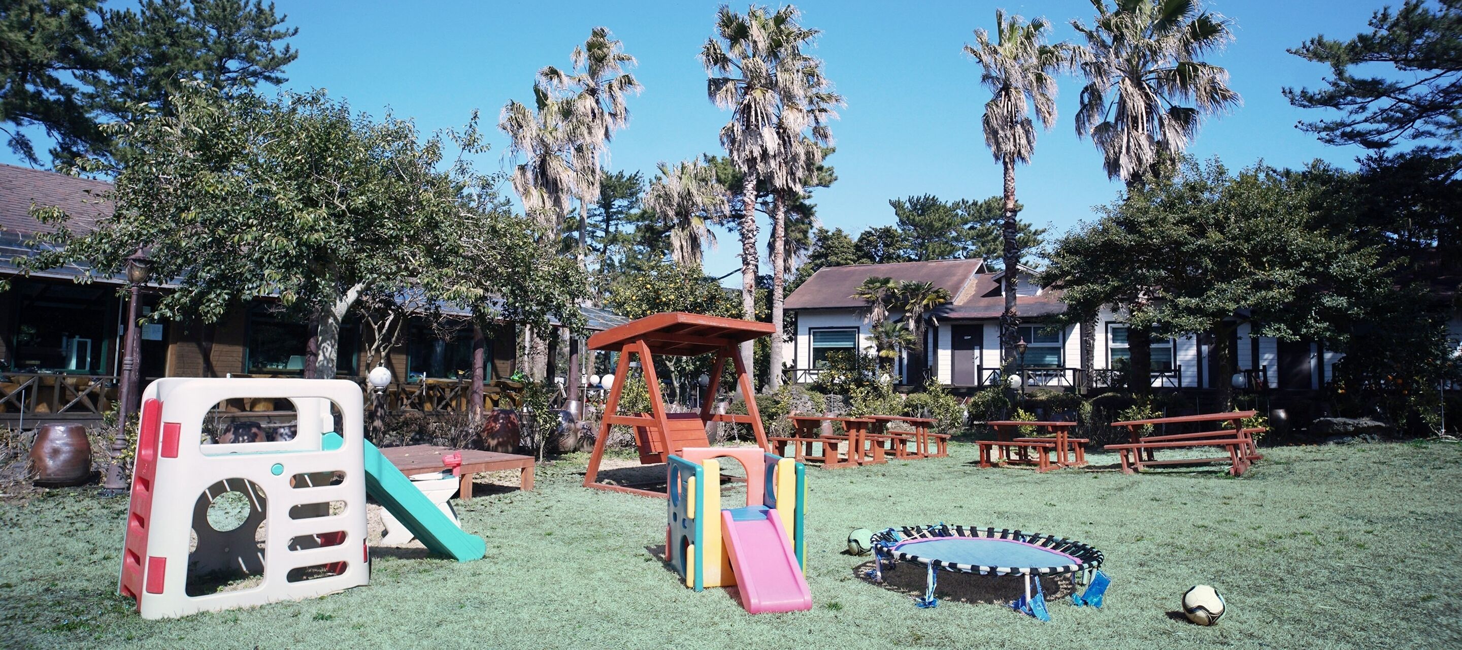 children’s play area – outdoor