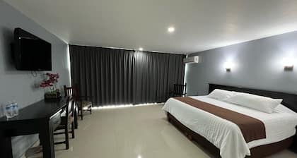 Hotel Latino