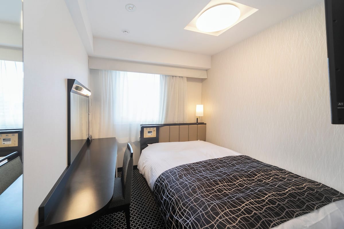 Phòng đơn Tiêu chuẩn, không hút thuốc | Chăn bông, bàn, truy cập Internet không dây miễn phí, bộ trải giường