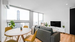 Apartamento Deluxe, 2 habitaciones | Servicio de comidas en la habitación