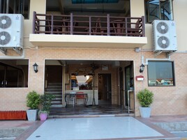 Fachada de la propiedad