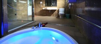 Cherry Blossom Motel