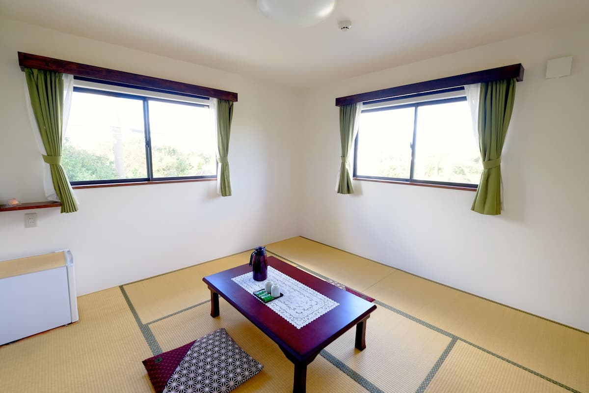 트래디셔널룸 (Japanese, 8 Tatami Mats, New Bldg) | 책상, 노트북 작업 공간, 암막 커튼, 무료 WiFi