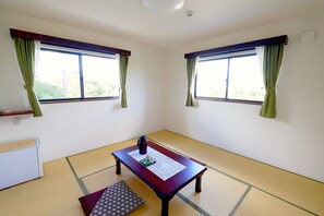 Japanese Style Room with 8 Tatami Mats, New Building | Desk, laptop workspace, blackout drapes, free WiFi - Lodge Ocean (Hachijo)