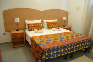 Family Double or Twin Room, Resort View | Bathroom