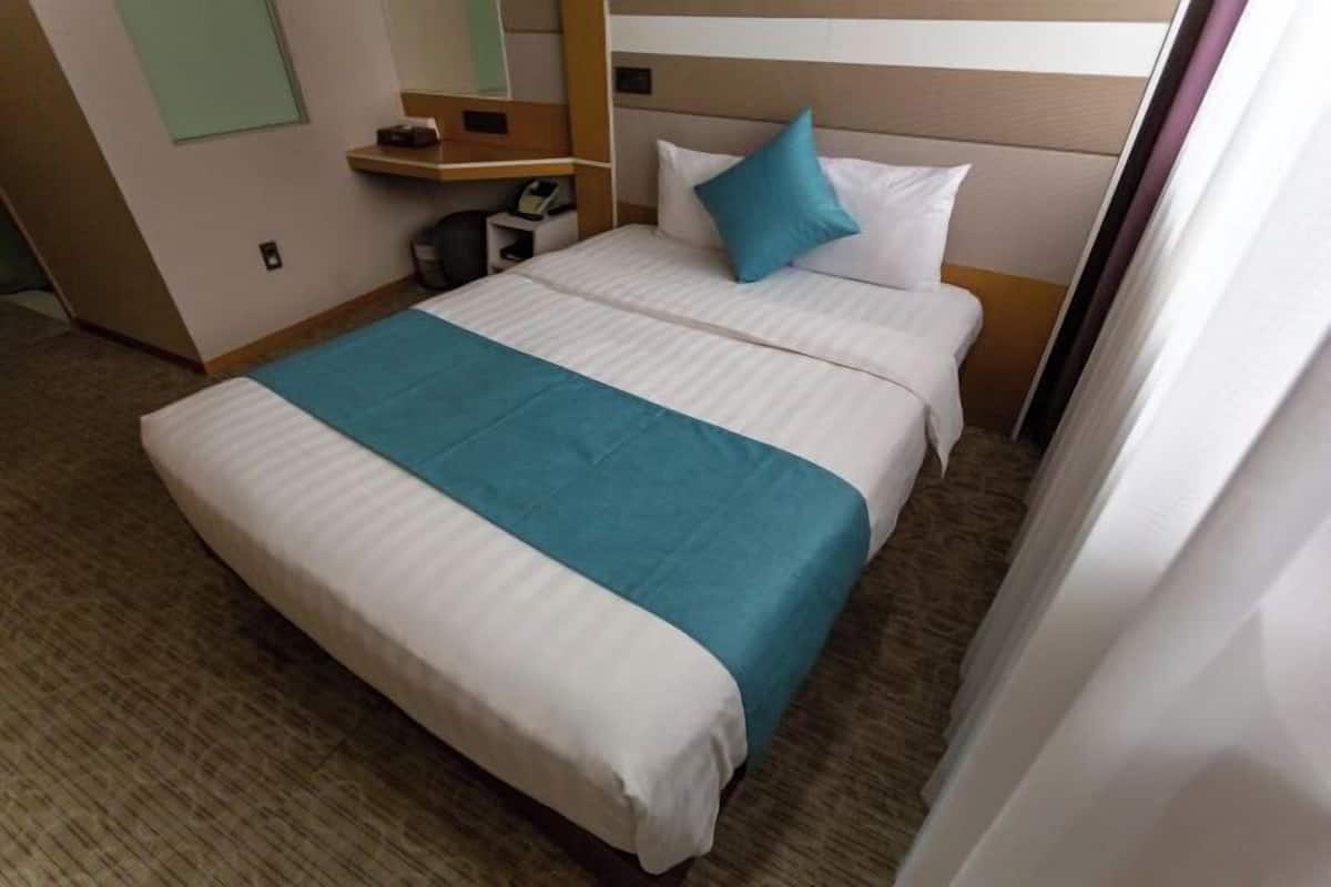1 bedroom, pillowtop beds, in-room safe, laptop workspace