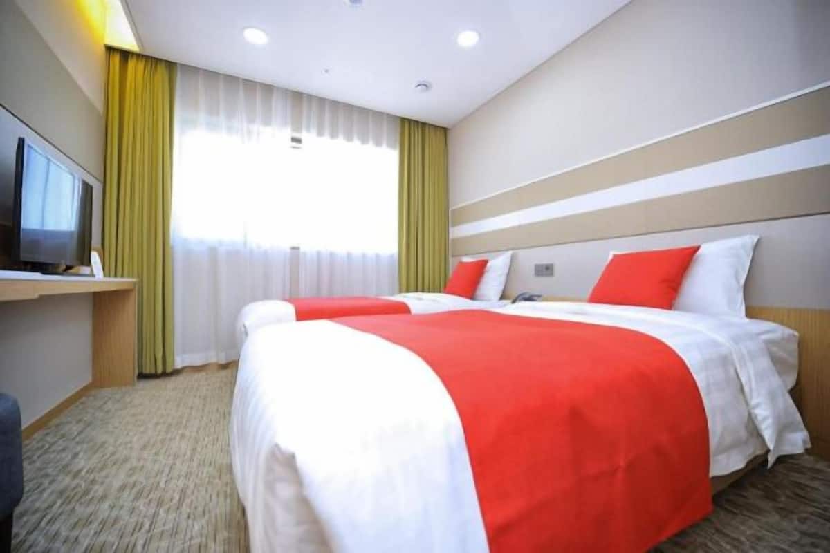 Surmatelas, coffres-forts dans les chambres