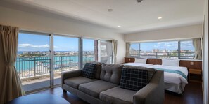 Individually furnished, blackout curtains, iron/ironing board, free WiFi - Seaside Condominium Rana Chatan (Chatan)