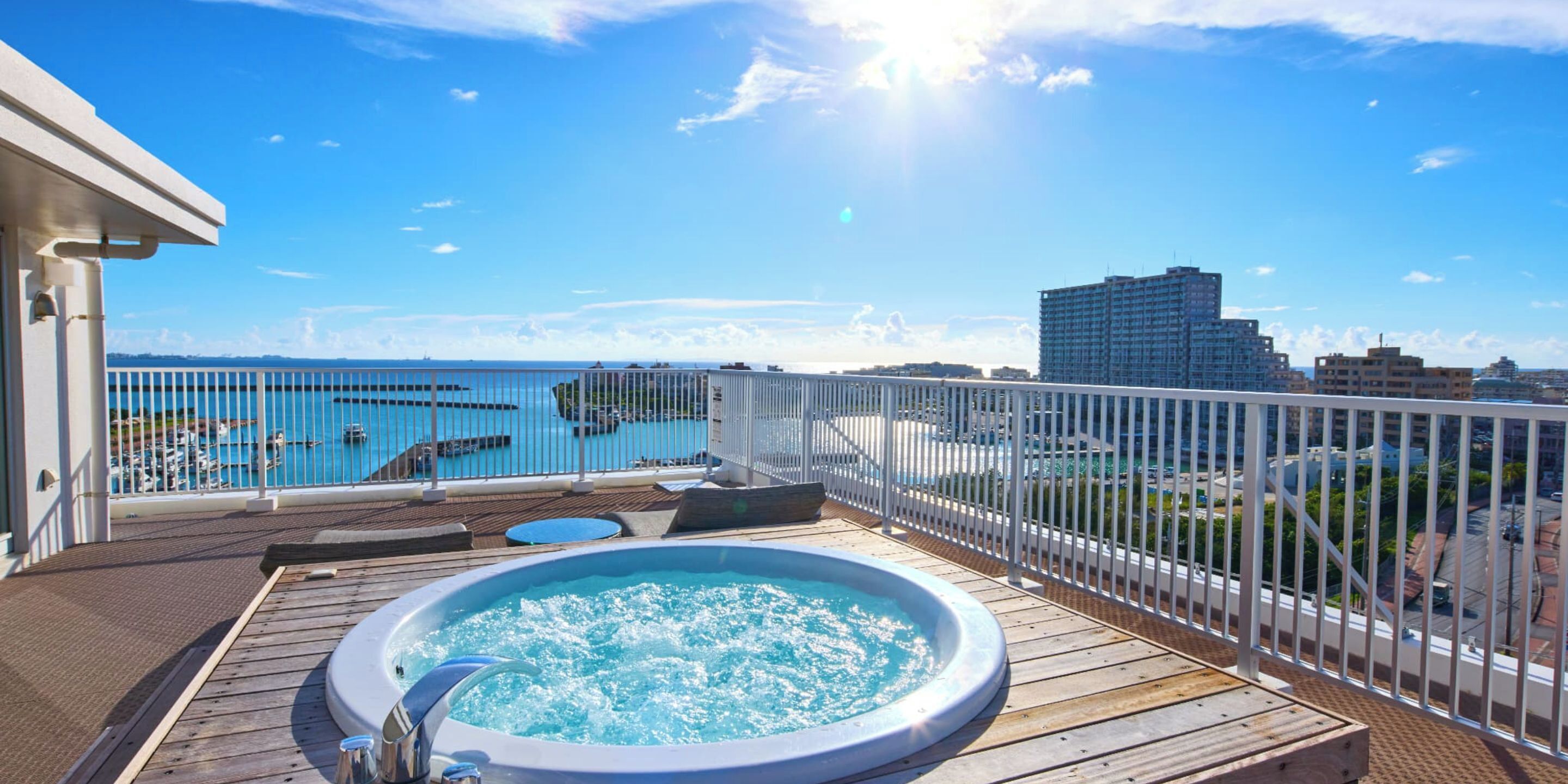 ファミリー ルーム 禁煙 | 客室ごとに異なるインテリア、遮光カーテン、アイロン / アイロン台、WiFi (無料)