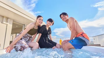 ํจ๋ฐ๋ฆฌ๋ฃธ, ๊ธ์ฐ | ๊ฐ๊ฐ ๋ค๋ฅด๊ฒ ๊ฐ๊ตฌ ๋น์น, ์๋ง ์ปคํผ, ๋ค๋ฆฌ๋ฏธ/๋ค๋ฆฌ๋ฏธํ, ๋ฌด๋ฃ WiFi