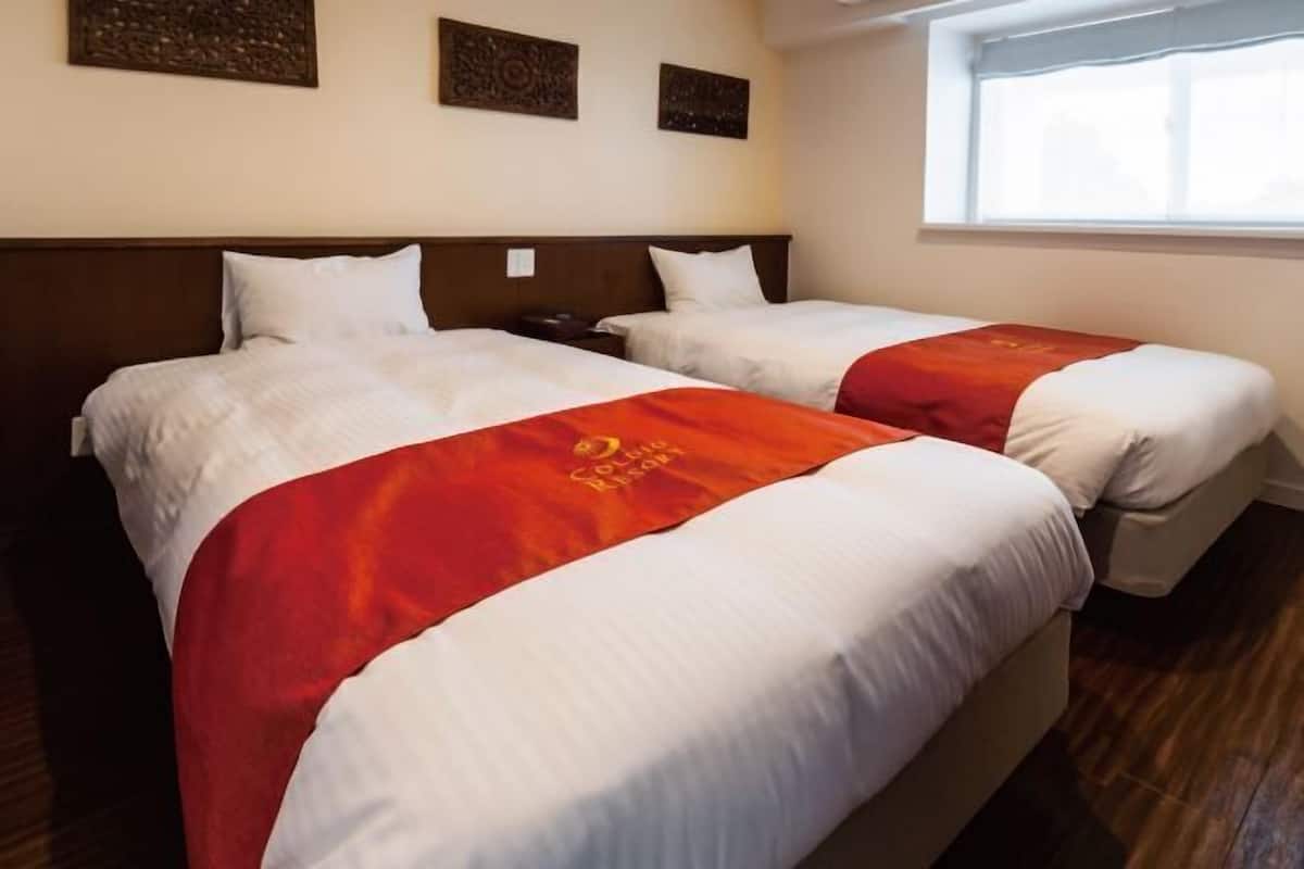 Down comforters, free WiFi