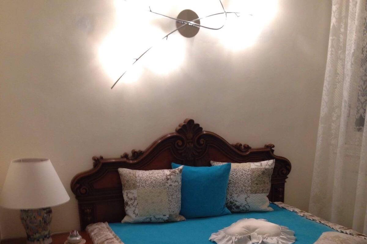 Iron/ironing board, free WiFi