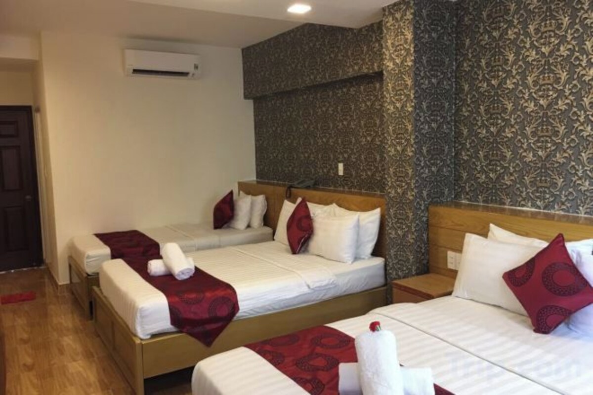 Minibar, in-room safe, desk, blackout curtains