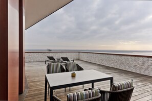Suite junior, vista al mar | Vista desde la habitación