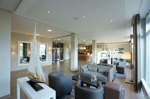 บริเวณนั่งเล่นที่ล็อบบี้