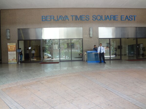 Lobby - Empire Suites @ Times Square (Kuala Lumpur)