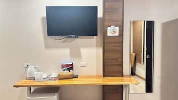 Deluxe Room Lake View | 1 chambre, literie de qualité supérieure, matelas Tempur-Pedic, bureau