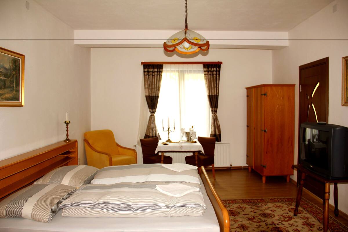 Family Room | 1 bedroom, desk