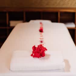 Behandlungsräume für Paare, Sauna, Aromatherapie, Warmsteinmassagen