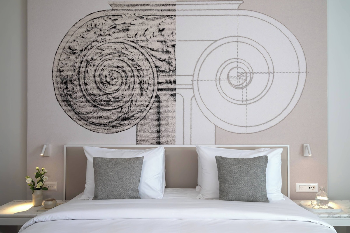 Superior Room, 1 Queen Bed with Sofa bed, Balcony, City View | In-room safe, desk, soundproofing, WiFi (free)