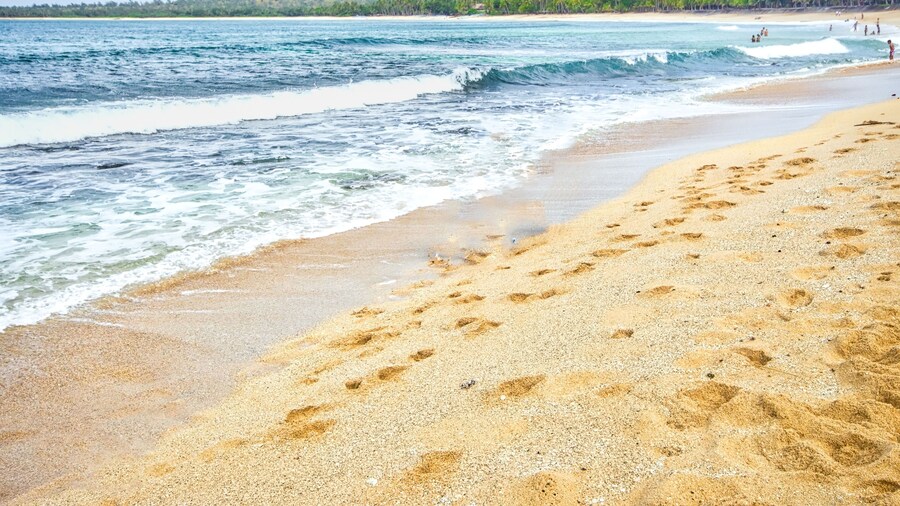 Pagudpud Rinnovati Beach Resort