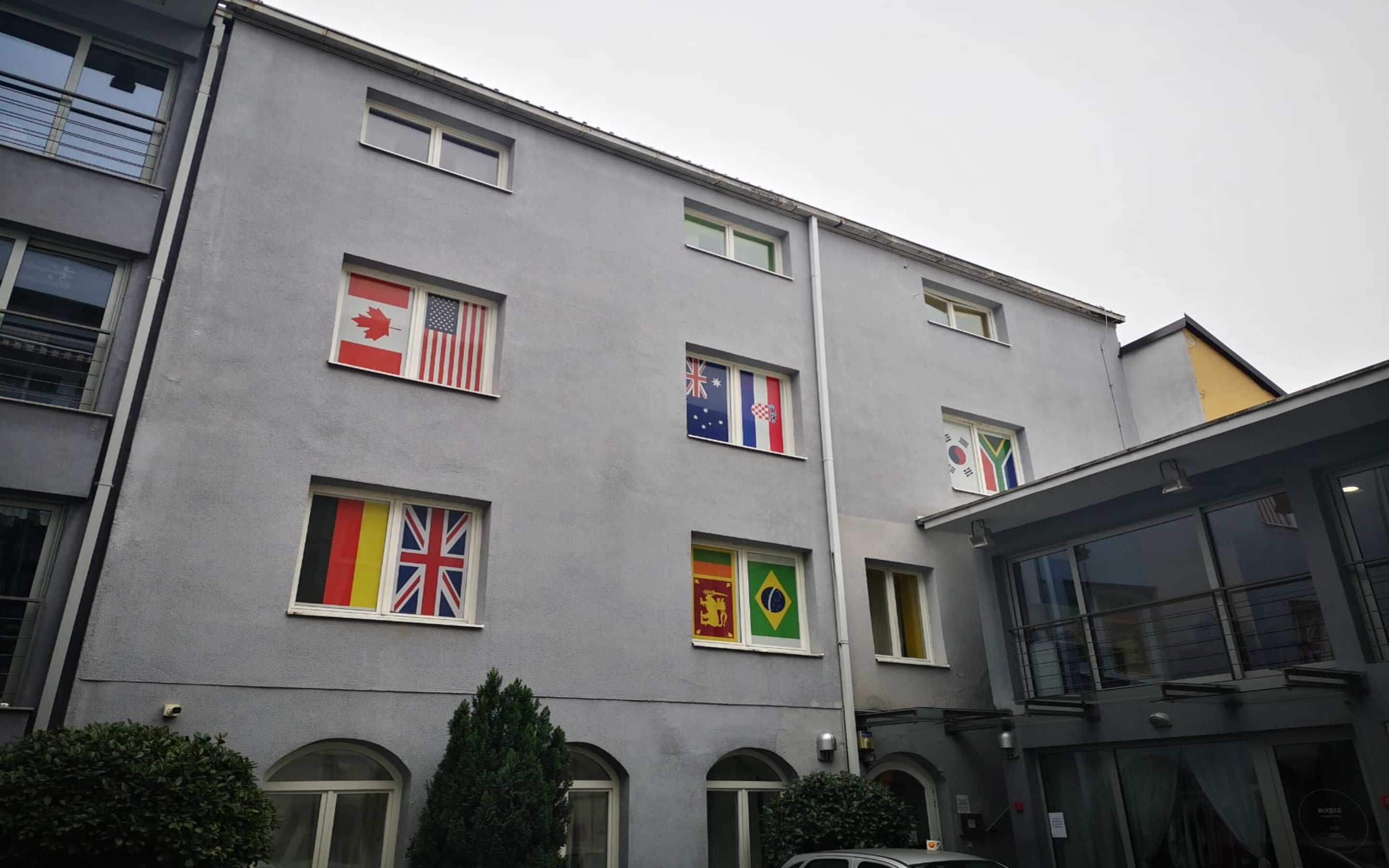 Photo - Whole Wide World Hostel & Bar