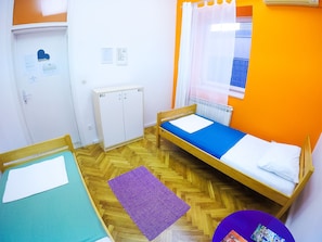 Zweibettzimmer, Gemeinschaftsbad (private)