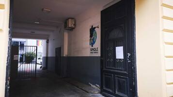 مدخل المنشأة