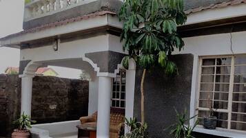 Entrada de la propiedad