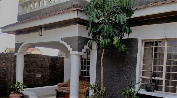 Property entrance - Nairobi Transit Lounge (Syokimau)